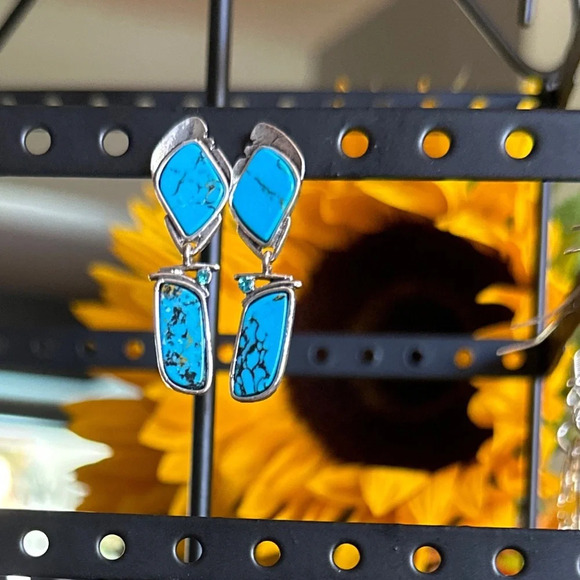 Turquoise and silver long dangle earrings/protection and peace crystal - Picture 1 of 6